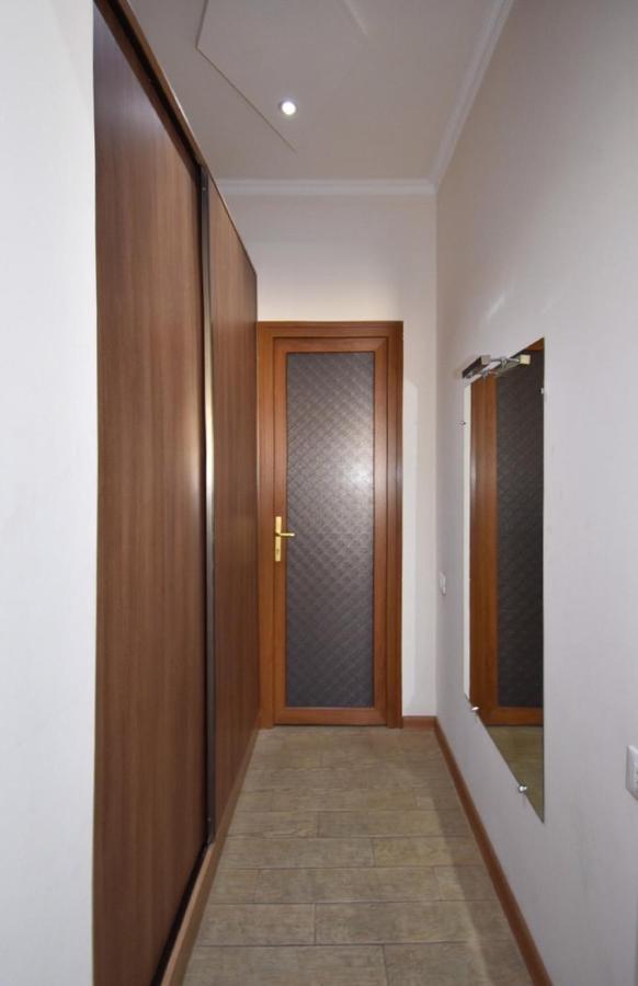 Tumanyan Street 3 Bedroom Deluxe Apartment With Large Balcony Tm662 Yerevan Luaran gambar